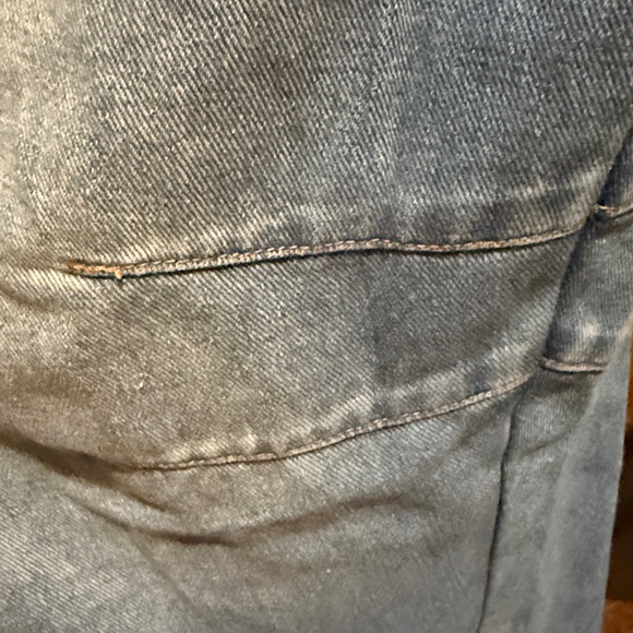 Women’s OVERALLS XL & L available faded denim jeans barrel leg NWT - Picture 6 of 11